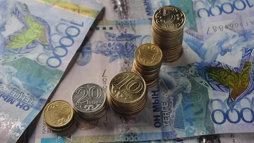 Как повлияют санкции на Казахстан — что сейчас делают инвесторы