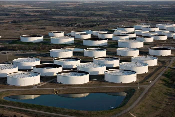 Нефть продолжает падать - новые проблемы подтвердили из космоса Нефть продолжает падать - новые проблемы подтвердили из космоса