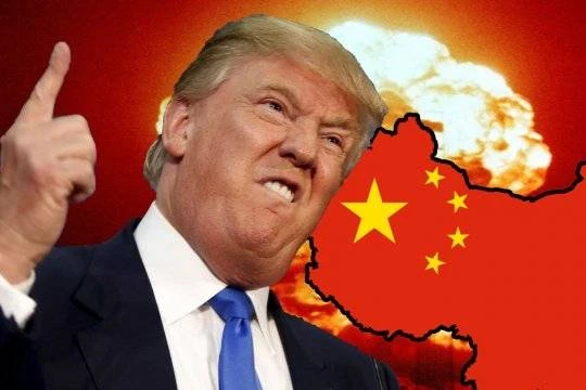 Президент США Дональд Трамп инициирует очередную экономическую войну против Китая Президент США Дональд Трамп инициирует очередную экономическую войну против Китая